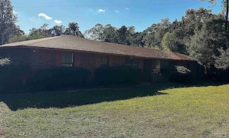 210 Man o War Cir, Cantonment, FL 32533