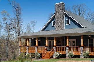 68 Ben Lyons Ln, Lyndhurst, VA 22952