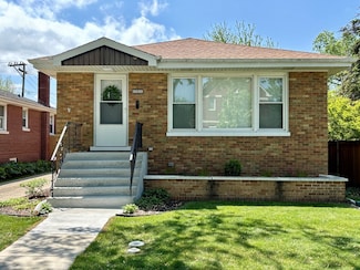 3030 Vernon Ave, Brookfield, IL 60513