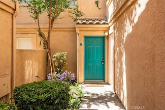 18818 Vista Del Canon Unit G, Newhall, CA 91321