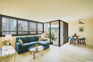 1571 Piikoi St Unit 706, Honolulu, HI 96822