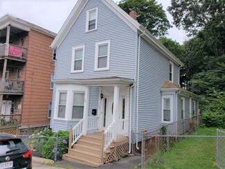 104 Henry Ave, Lynn, MA 01902