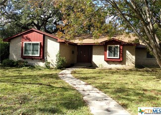 1132 N Wall St, Belton, TX 76513