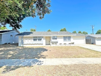 2306 Madrone St, Simi Valley, CA 93065