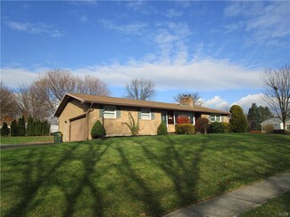 5511 Chapmans Rd, Orefield, PA 18069