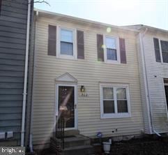 809 Saint Michaels Dr, Bowie, MD 20721