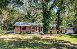2902 Little Rd, Valrico, FL 33596