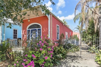 1015 N Rendon St, New Orleans, LA 70119