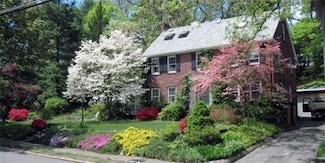 181 Upland Rd, Newtonville, MA 02460