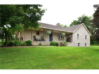 460 School Rd, Clinton, PA 15026