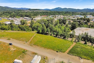 4122 Iron Gate Rd, Bellingham, WA 98226