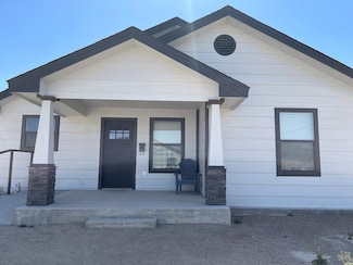 305 W James St, Fort Stockton, TX 79735
