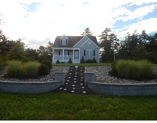 2 Sprucedale Dr, Sturbridge, MA 01566
