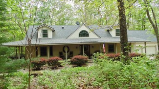 891 Deepwoods Rd, Sewanee, TN 37375