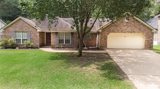 2115 Greentree Dr, Huntsville, TX 77340
