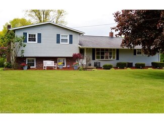 4914 Quincy St NW, Canton, OH 44708