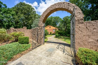 9 Partridge Run, Holmdel, NJ 07733