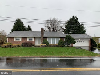 207 W State St, Lyon Station, PA 19536
