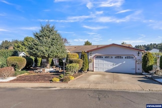 2854 NE 46th Loop, Lincoln City, OR 97367