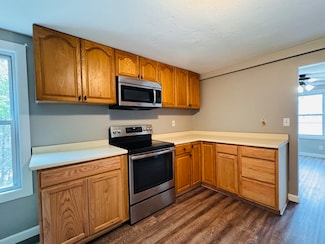 83 W Grove St Unit 1, Middleboro, MA 02346
