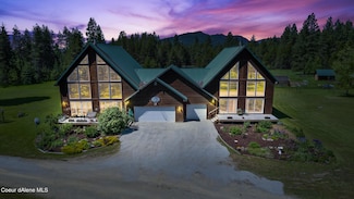 771 Peninsula Loop, Priest River, ID 83856