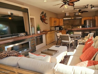 8175 Arville St Unit 104, Las Vegas, NV 89139