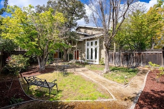 10202 Vista Dr, Cupertino, CA 95014