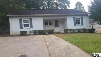 227 3rd Avenue Ct SW, Hickory, NC 28602