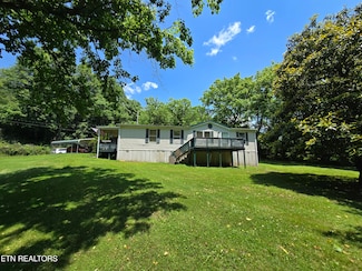 417 Ely Town Rd, Dryden, VA 24243