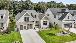 8257 Winding Creek Cir, Wilmington, NC 28411