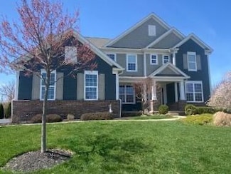 8290 Macha Ct, Dublin, OH 43016