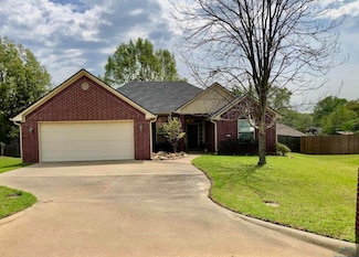 802 Jack Ct, Longview, TX 75601