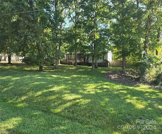 6137 Ashley Dr, Concord, NC 28025