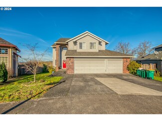 1491 SW 10th St, Troutdale, OR 97060