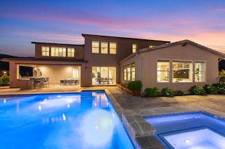 2990 Eldenberry St, Escondido, CA 92029