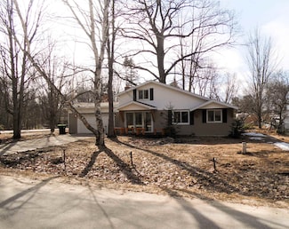 4177 Seminole St, Gladwin, MI 48624