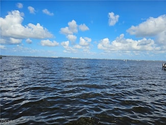 6928 Old Whiskey Creek Dr, Fort Myers, FL 33919