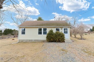 89 Montauk Rd, Narragansett, RI 02882