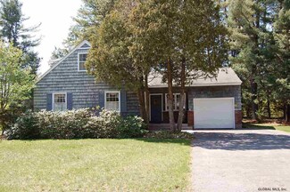 9 Sylvan Ave, Queensbury, NY 12804