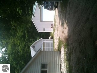 34635 Donnel Mors Ln, Beaver Island, MI 49782