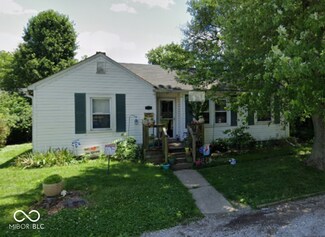 321 Maple Ln, Mooresville, IN 46158