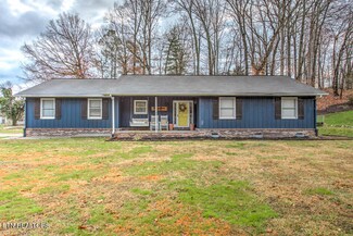 220 Indian Hills Cir, Clinton, TN 37716