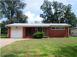 3344 S Washington St, Wichita, KS 67216