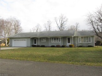 312 4th St, Warsaw, OH 43844
