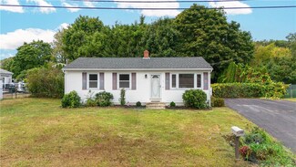 10 Rotary Dr, West Warwick, RI 02893
