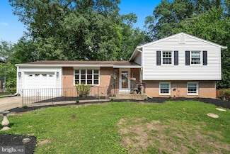 7007 Gillings Rd, Springfield, VA 22152