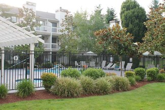12613 SE 41st Place Unit E102, Bellevue, WA 98006