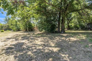 1236 E Leuda St, Fort Worth, TX 76104