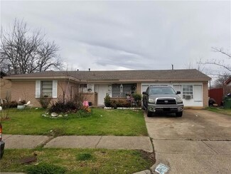 4110 Amherst Dr, Garland, TX 75042
