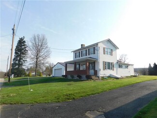 301 7th Ave, Sutersville, PA 15083